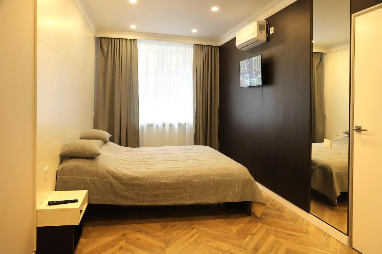 Historical Centre Apartments Лвив Екстериор снимка