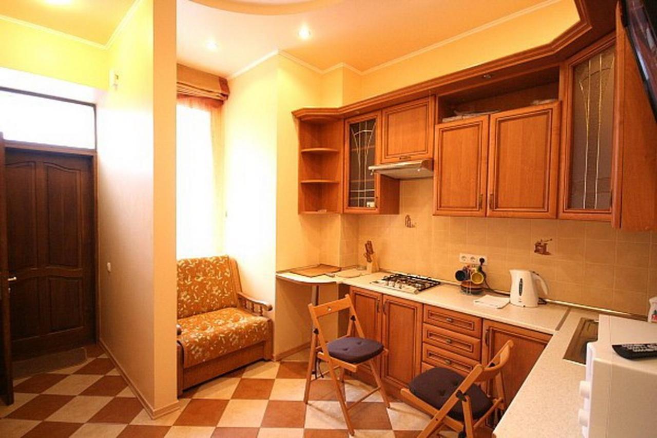Historical Centre Apartments Лвив Екстериор снимка