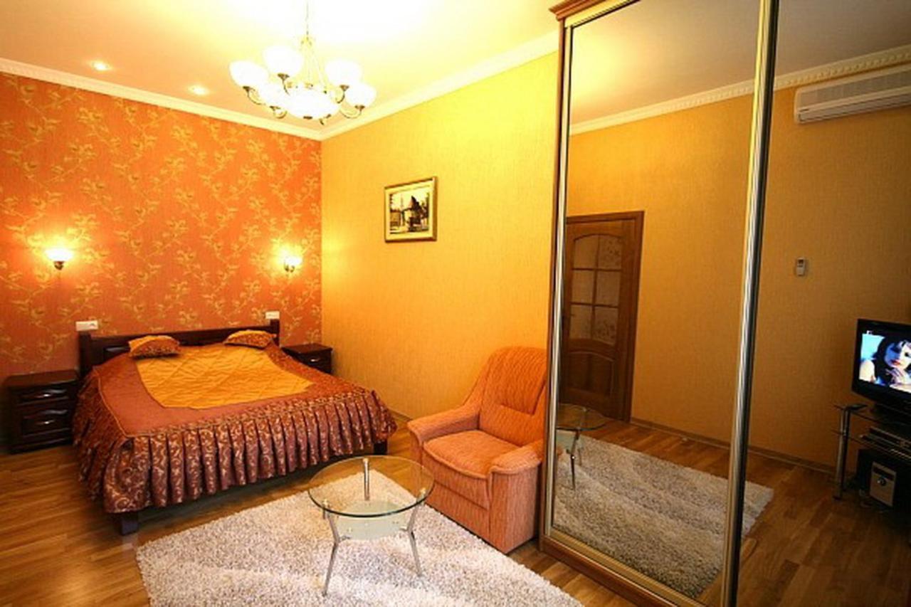 Historical Centre Apartments Лвив Екстериор снимка