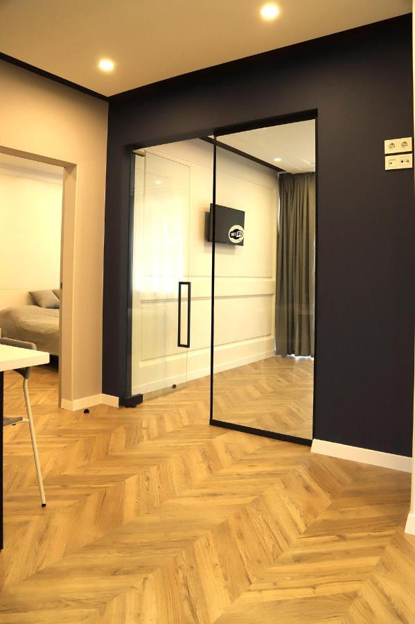 Historical Centre Apartments Лвив Екстериор снимка